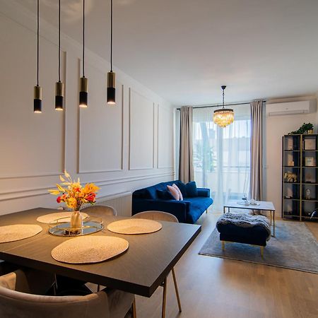 Flexible Selfcheckins 66 - Zagreb - Loggia - 80M2 - New - Luxury - Garage - 2 Bedrooms Exteriör bild