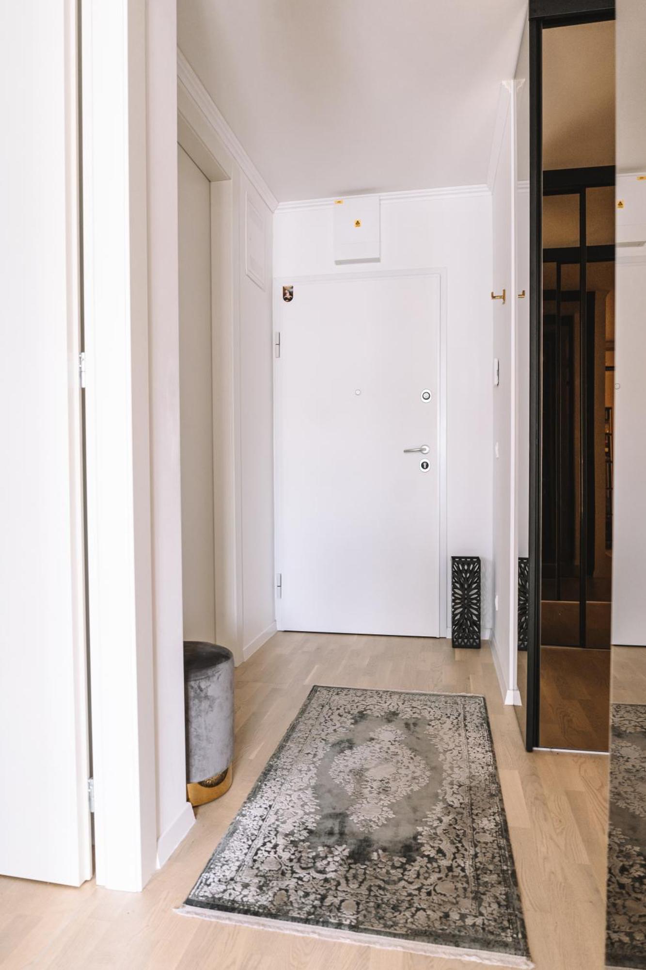 Flexible Selfcheckins 66 - Zagreb - Loggia - 80M2 - New - Luxury - Garage - 2 Bedrooms Exteriör bild
