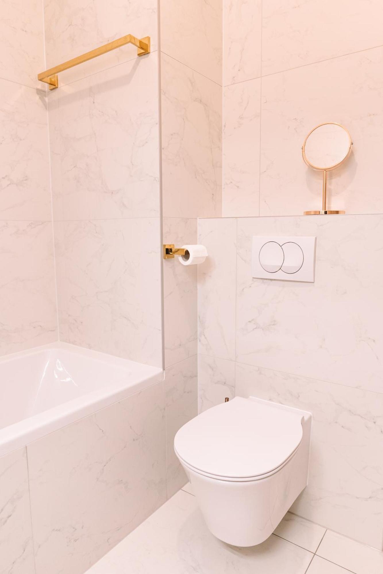 Flexible Selfcheckins 66 - Zagreb - Loggia - 80M2 - New - Luxury - Garage - 2 Bedrooms Exteriör bild